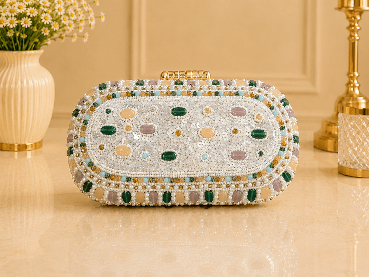 Emerald pearl royale clutch